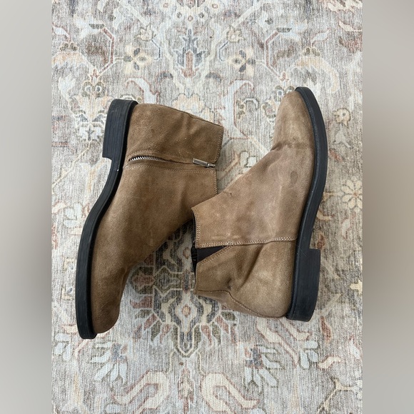 Zara Brown Suede Chukka Boots - Picture 5 of 5